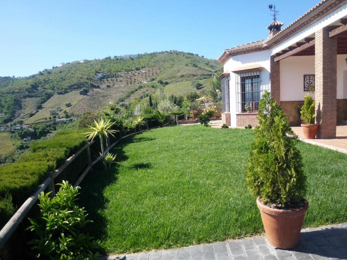 Casa Mirador Las claras Con Piscina privada jardin y AireAcodicionado Iznate Exterior foto
